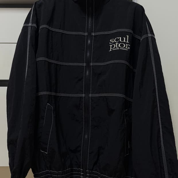 스컬프터 스티치 윈드브레이커