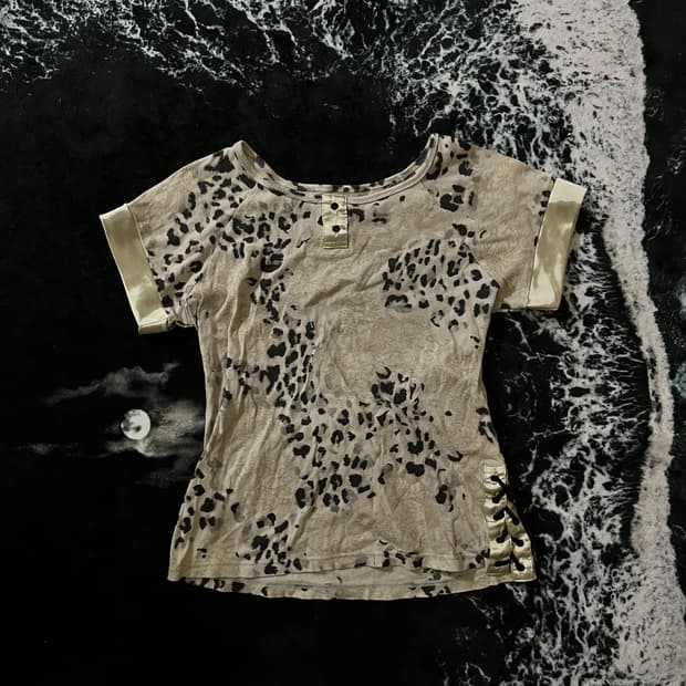 레오파드뱀피 반팔티