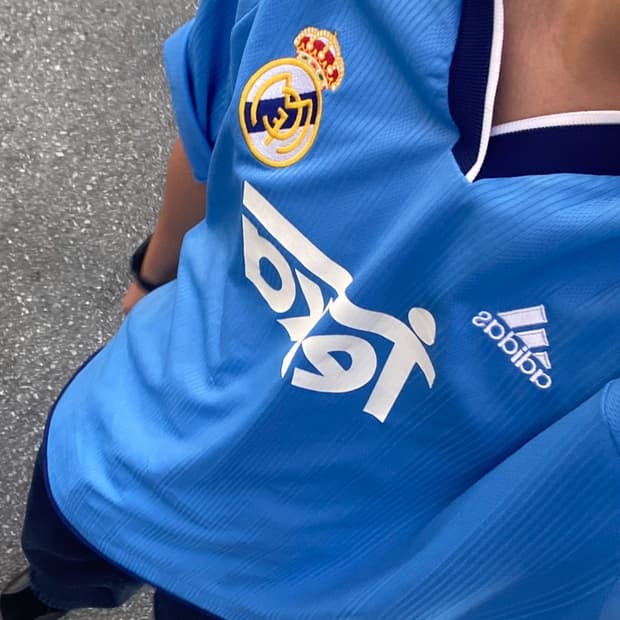 노마킹 레알마드리드 99-00 써드 유니폼