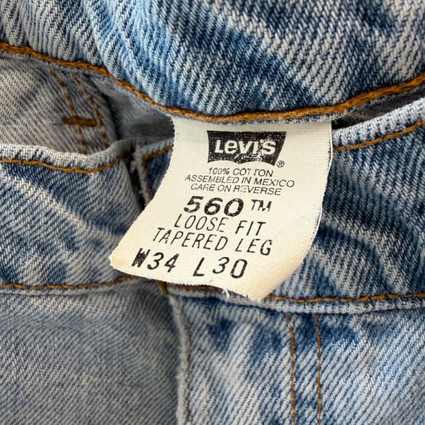 90s Levi’s 560 (34X30)