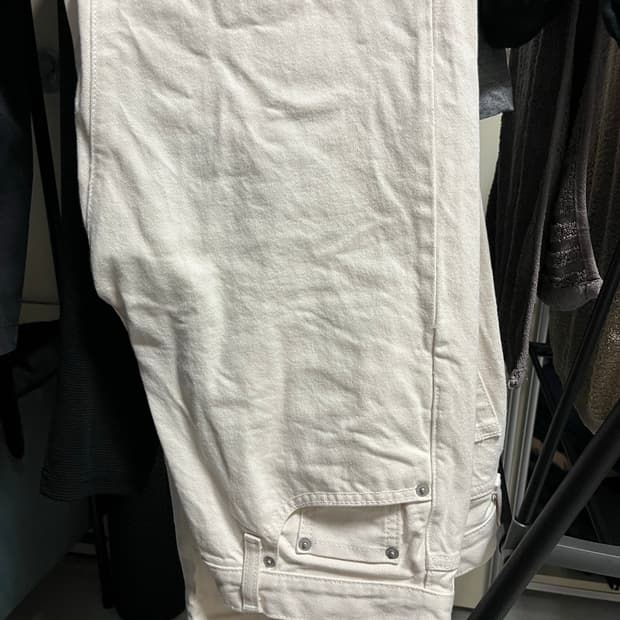 유니클로 셀비지 레귤러핏 크림진 30