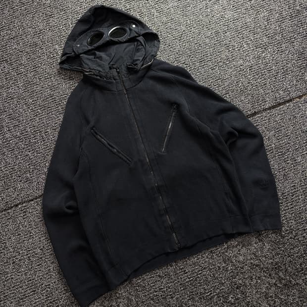 씨피컴퍼니 고글 렌즈 니트 집업 자켓 2787