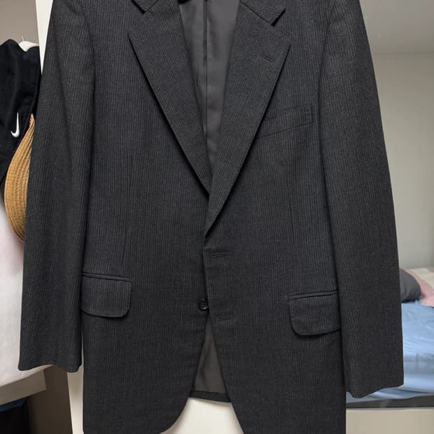버버리 남여공용 정장 상의 다크 그레이 (100)