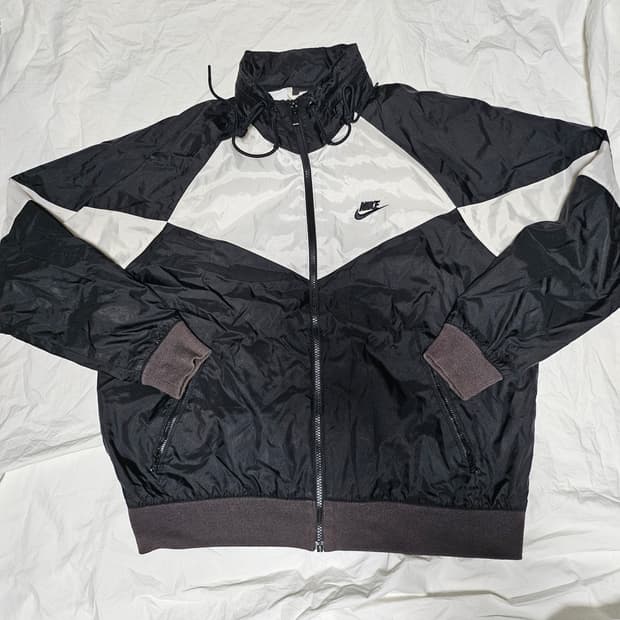 나이키 백스우시 윈드러너 바람막이 L