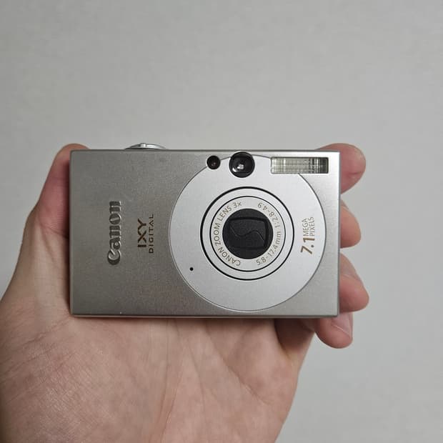 [준민트급] 강민경 디카 캐논 IXY10 (IXUS70) 익시10