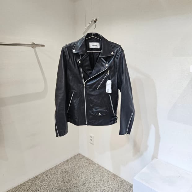 비바스튜디오 클래식 라이더 자켓