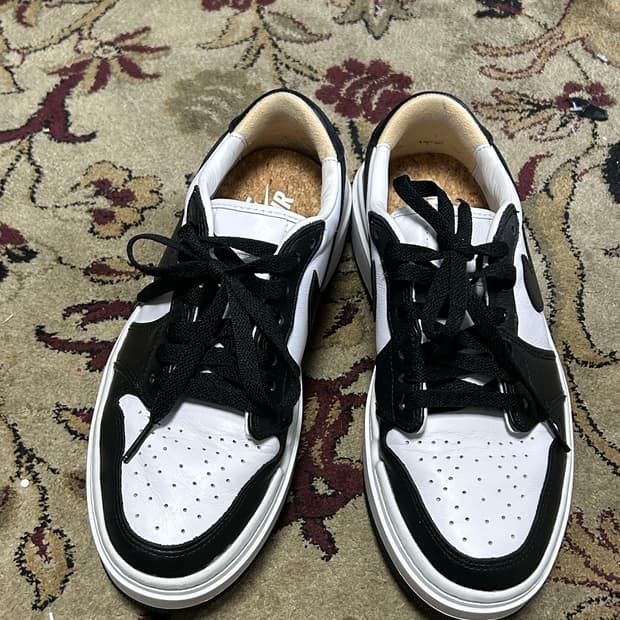  나이키 에어 조던 1 엘리베이트 로우 화이트블랙 240mm