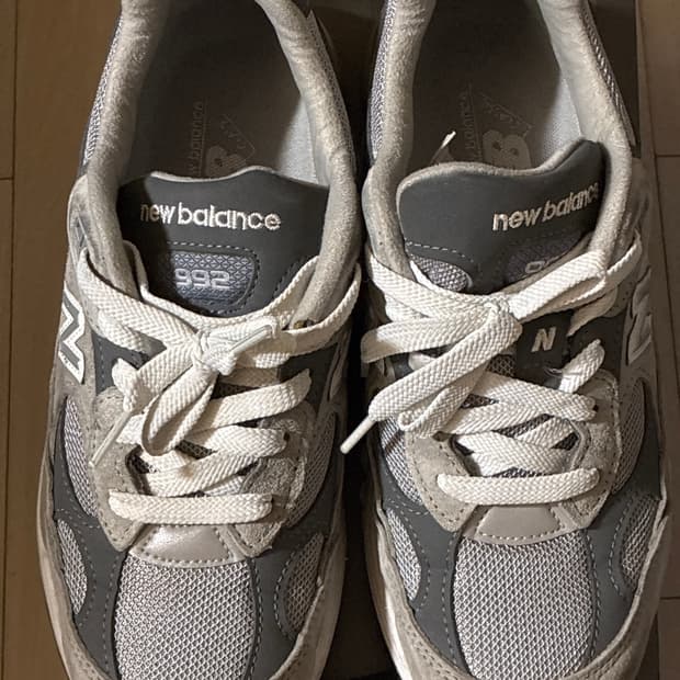 뉴발란스 992 그레이