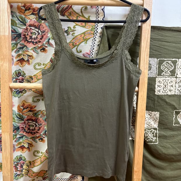 H&m 히피 모리 카키 레이스 나시 