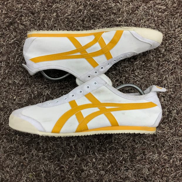 오니츠카타이거 멕시코66 흰/노 스니커즈