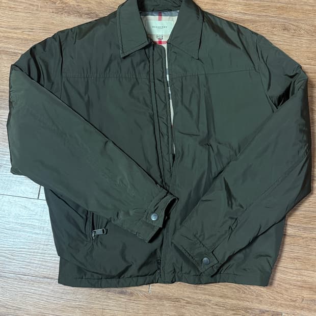 버버리 나일론 자켓