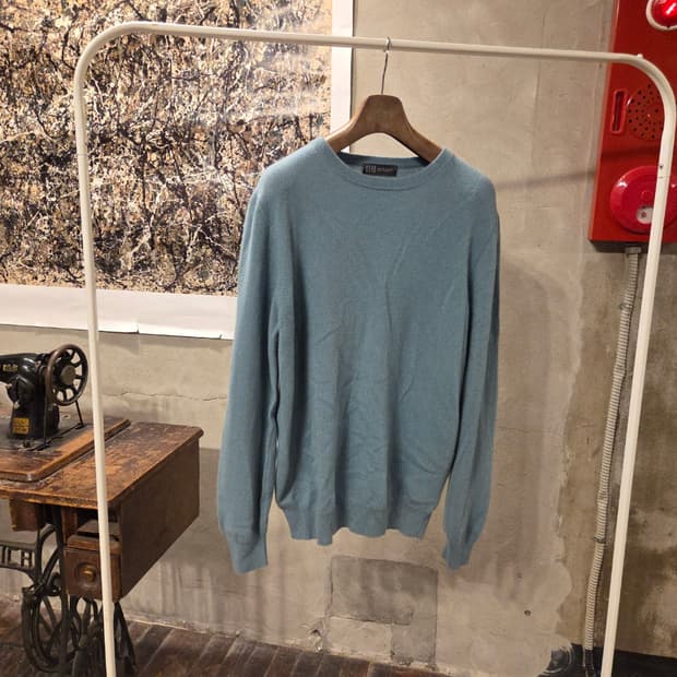 고요 캐시미어니트