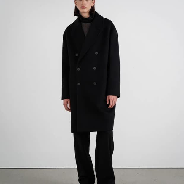 인사일런스 코트 팝니다