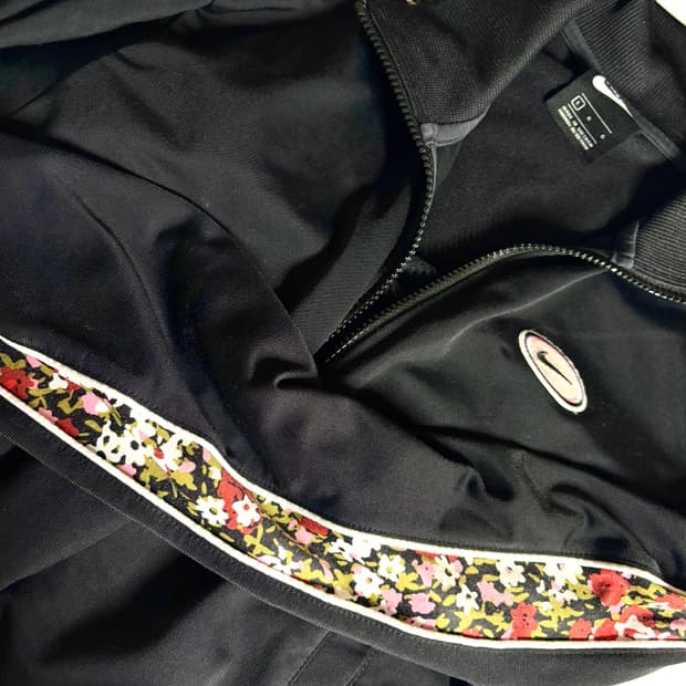 나이키 플라워 사이드라인 스우시 트랙 져지