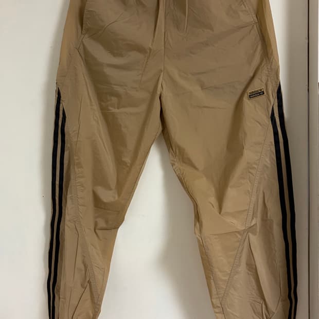 아디다스 옆트임 트랙팬츠 S