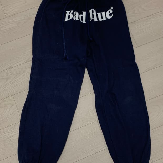 badblue 스웨트 조거팬츠