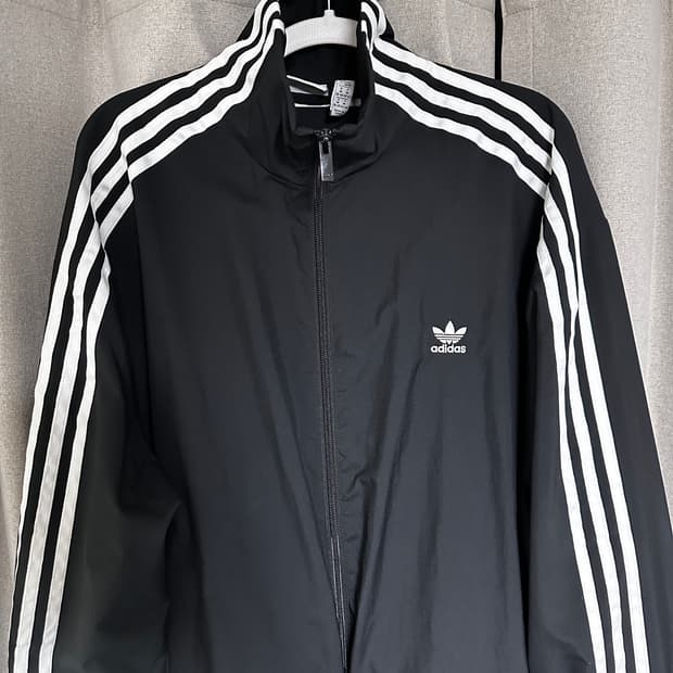 아디다스 아딜레니움 오버사이즈 트랙탑 시즌1 KR L US M