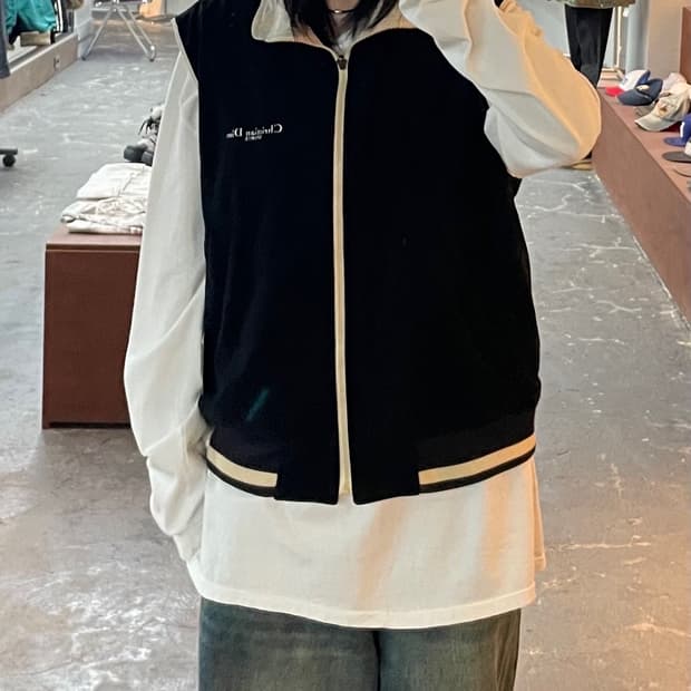 크리스찬 디올 스포츠 블랙 플리스 베스트 H1563