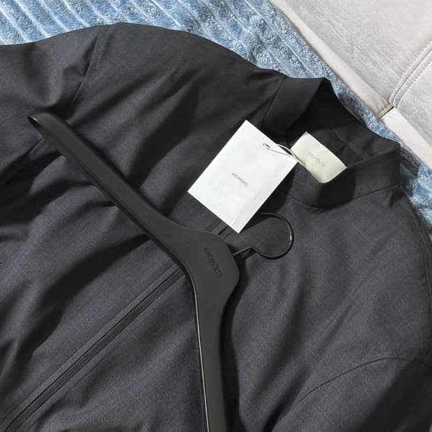 아모멘토 26ss 울 오버사이즈 블루종 M