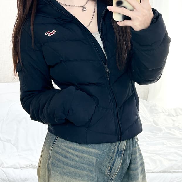 홀리스터 자수로고 네이비 슬림 패딩