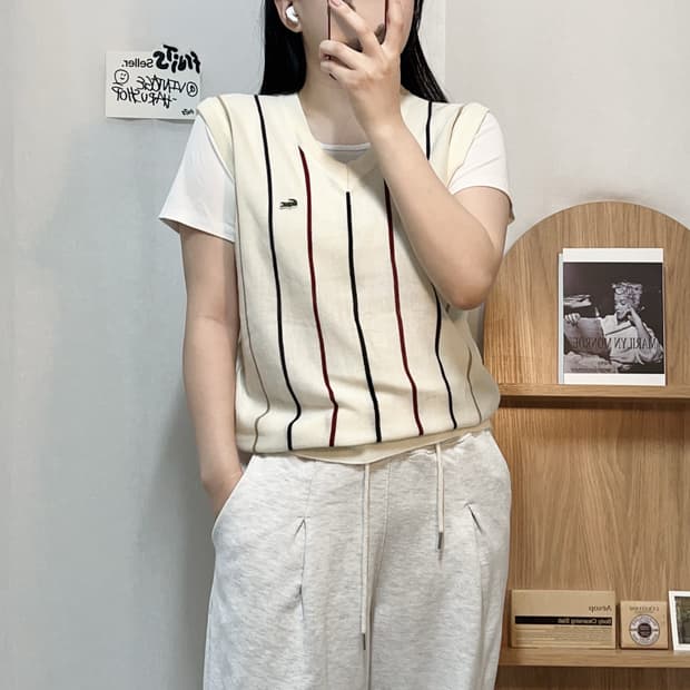 [정품] 라코스테 아이보리 띠줄 니트조끼 [ 105 ]