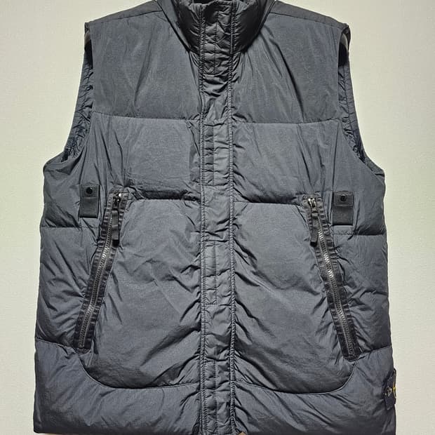 스톤아일랜드 크링클랩스 패딩조끼