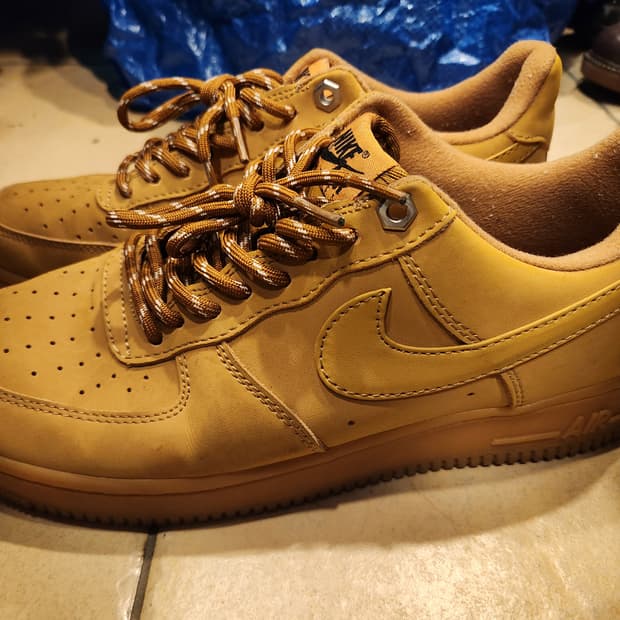 나이키 에어포스1 로우 된장색 