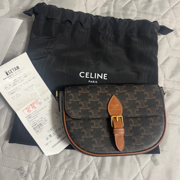 셀린느 폴코 숄더백 트리옹프 캔버스 & 카프스킨 탠