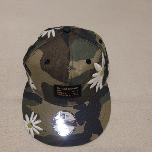 뉴에라 우드랜드 카모 스냅백 OS