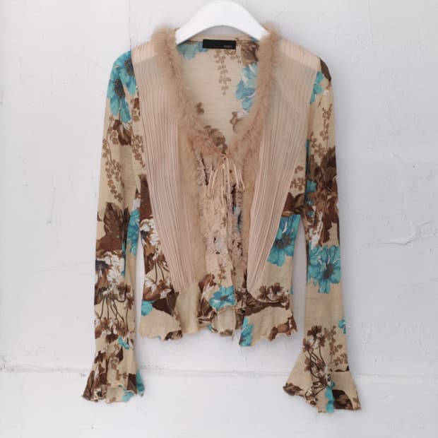 flower fur cardigun
