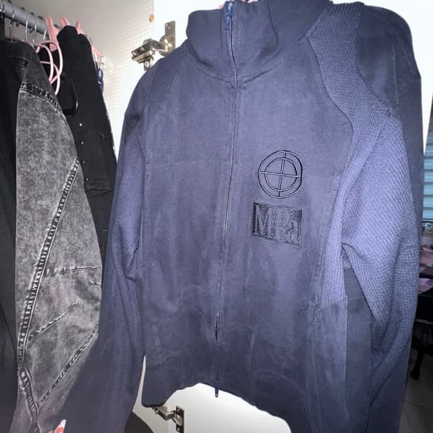 (NAVY) 플라스틱프로덕트 CONTRAST ZIPPED JACKET