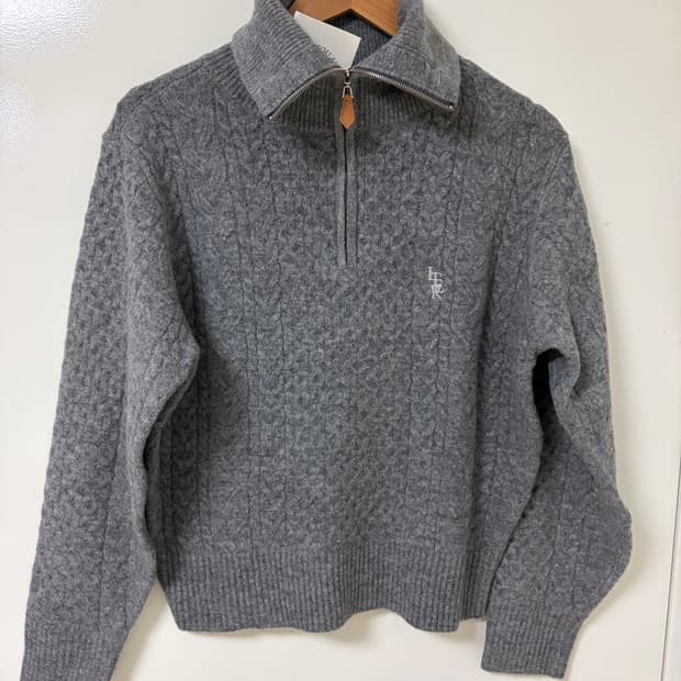 잇터 니트 반집업 새상품