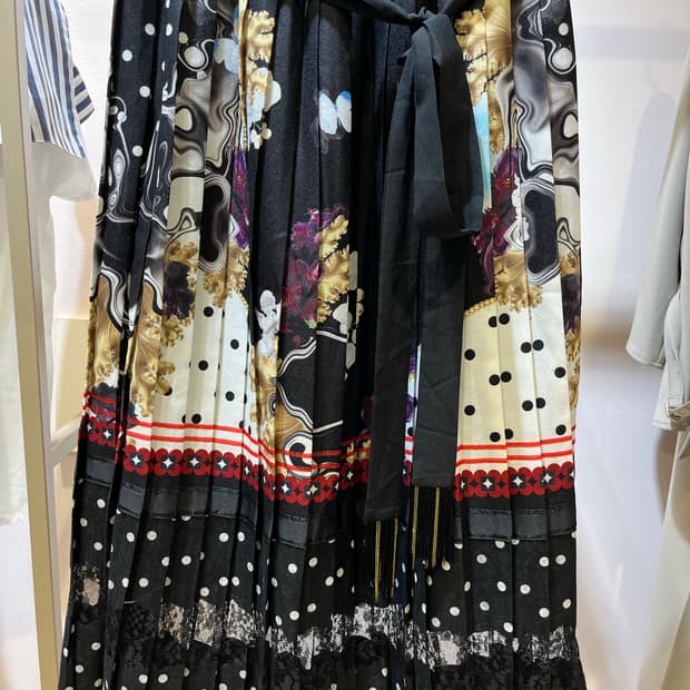 디자이너 레이스 스커트