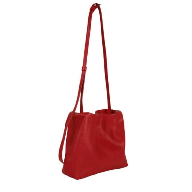 HASTA 하스타 가죽 가방