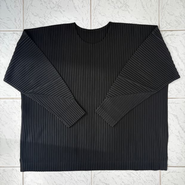 ISSEY MIYAKE LONG SLEEVE