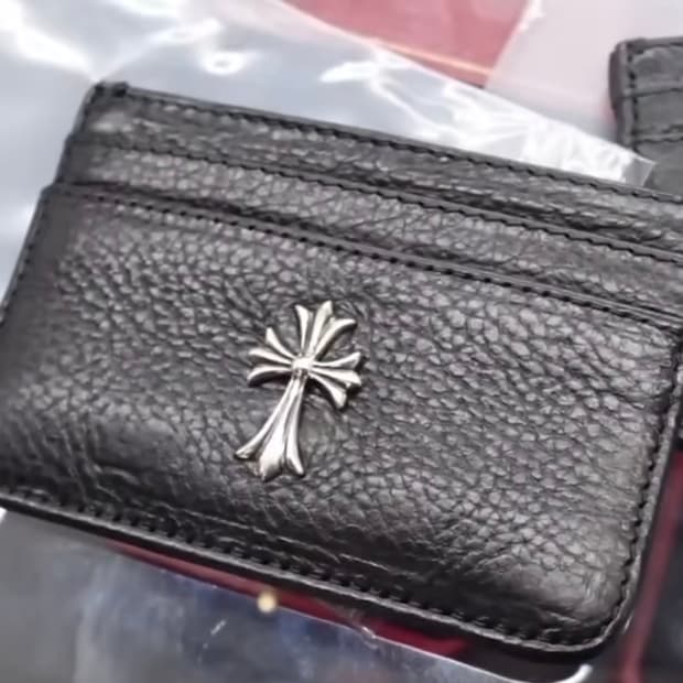 크롬하츠 더블사이드 카드지갑 구매합니다