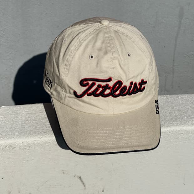 [F] 타이틀리스트 로고 베이지 볼캡 모자