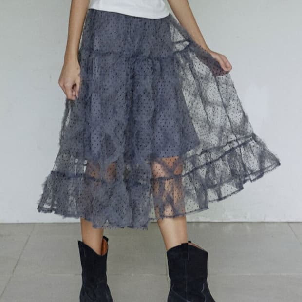 호쿠스포쿠스 폴카 도트 프릴 스커트 그레이