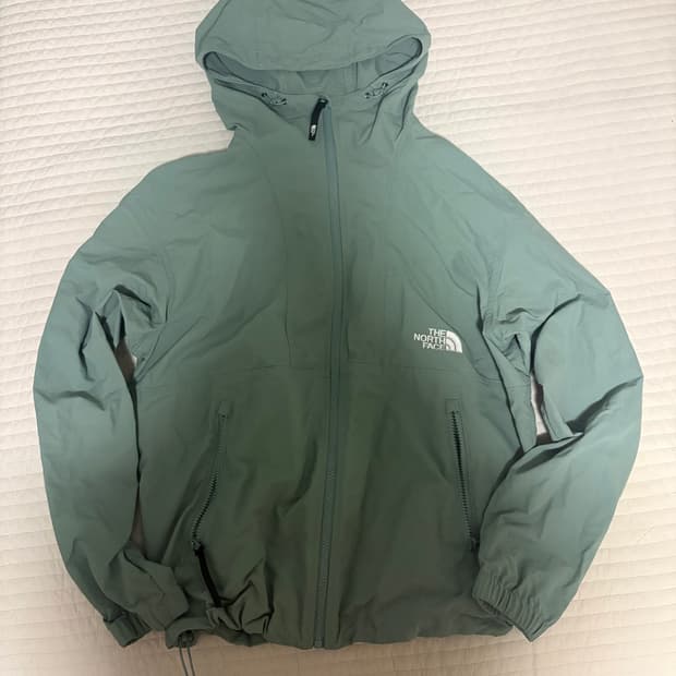 노스페이스 윈드브레이커 바람막이 민트