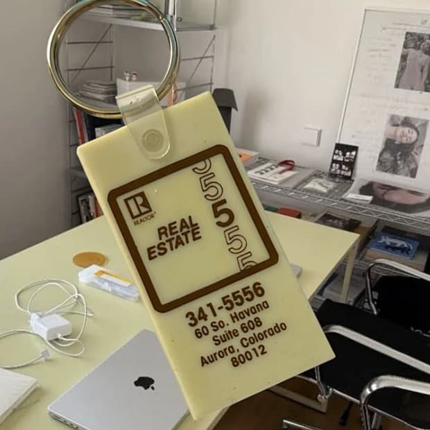 Vintage 90s Keyring