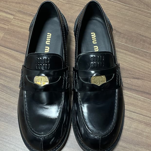 미우미우 페니 로퍼 블랙 37.5