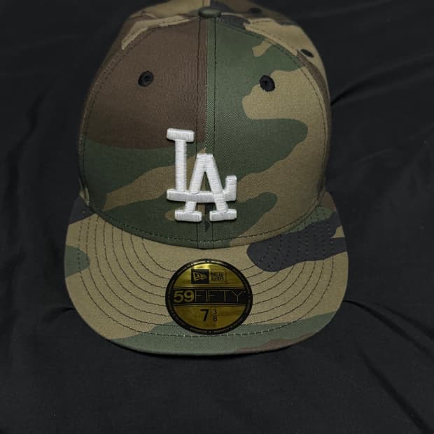 뉴에라 카모 피티드캡