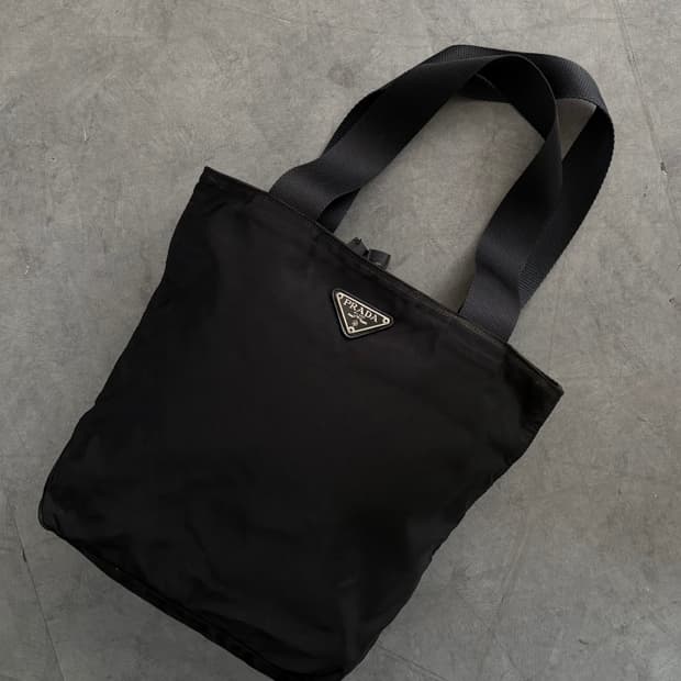 Prada 프라다 90‘s 나일론 토트백