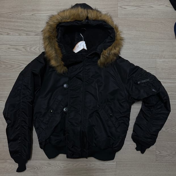 알파인더스트리 N2B 블랙 M사이즈