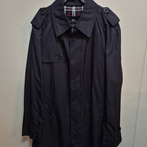 버버리 블랙라벨 트렌치 코트
