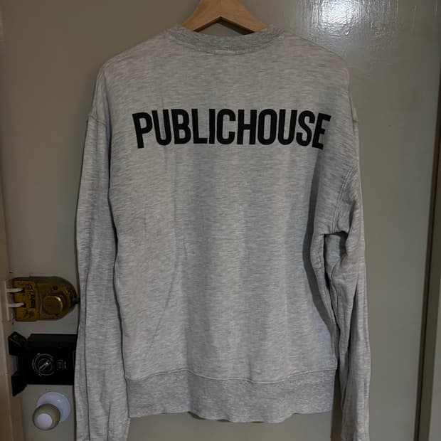 퍼블릭하우스 스웻셔츠 2사이즈