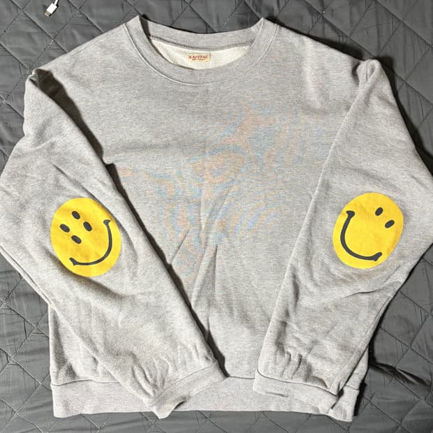 캐피탈 스마일 스웻 맨투맨 그레이 5사이즈 초판