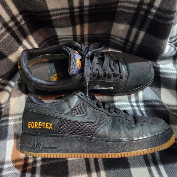 나이키 에어포스1 고어텍스 블랙