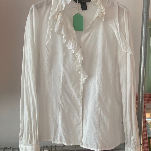 frill white bl