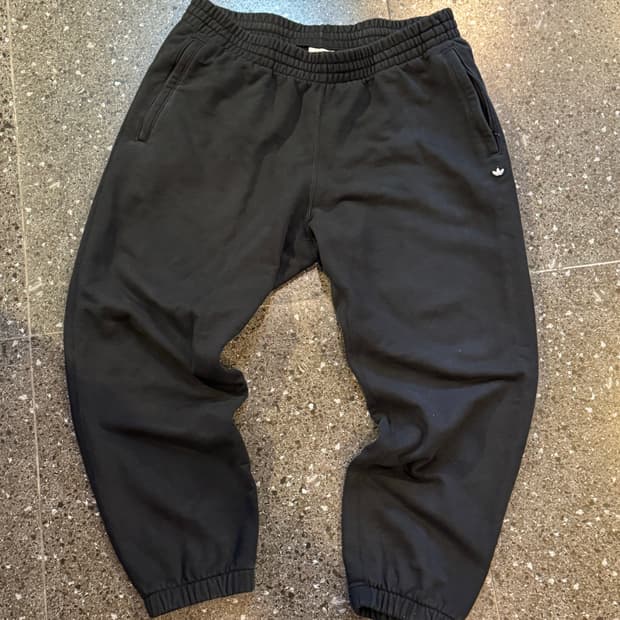 아디다스 조거팬츠XL